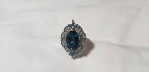 lot 61 image: Sterling Ring - Stamped 925 - Size 6