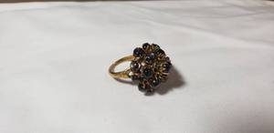 lot 81 image: 18K Gold Ring - Stamped 18K - Size 6