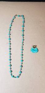 lot 90 image: Turquoise Stone Necklace
