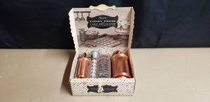 lot 167 image: Vintage Sears Cooky Press and Cake Decorator  19 Piece Aluminum Set