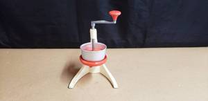 lot 178 image: Vintage Japanese Ice Shaver