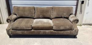 lot 218 image: Green Upholstered Sofa - Like New