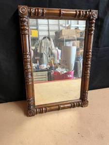 lot 254 image: Vintage Framed Mirror