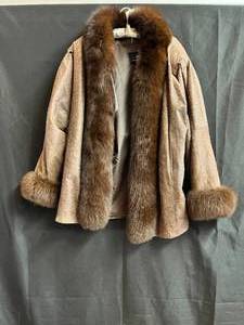 lot 258 image: Scandanavian Fur Company Womens Leather and Fur Coat - Size M