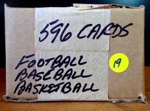 lot 19 image: LARGE LOT OF 596 SPORT CARDS - BASEBALL, FOOTBALL, & BASKETBALL