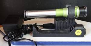 lot 32 image: STREAMLIGHT POLYSTINGER C4 LED RECHARGEABLE FLASHLIGHT WITH CHARGER - WORKS