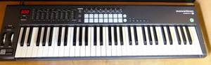 lot 41 image: BIG $ ITEM - Novation Launchkey 61 - 61 Tasten MIDI-Controller