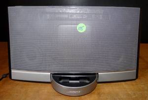 lot 115 image: Bose SoundDock Portable Digital Music System wPower Supply
