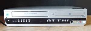 lot 148 image: Magnavox MWR20V6 DVD Recorder