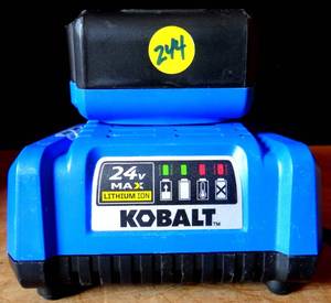 lot 244 image: Kobalt KRC 2445-03 24-volt Lithium Ion Battery Charger with 1 Battery $$$