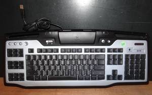 lot 314 image: BIG $ ITEM - Logitech G15 Wired USB Gaming Keyboard LED Programmable Keys LCD Screen