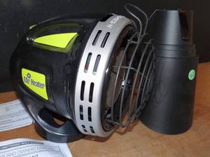 lot 323 image: Mr. Heater MH4GC 4000 BTU Radiant Propane Portable Golf Cart Cup Holder Heater - APPEARS UNUSED WMANUAL