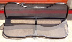 lot 361 image: BIG $ ITEM - OEM VW Volkswagen Beetle Convertible Wind Deflector Screen 1y0 862 951a
