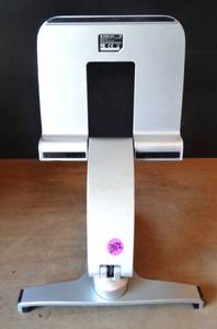 lot 382 image: Mophie Powerstand Docking Station for Apple iPad