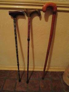 lot 15 image: LOT OF 3 WALKING CANES