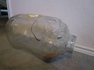 lot 33 image: LARGE THICK GLASS PIG WITH CORK