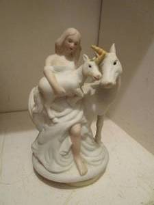 lot 47 image: VINTAGE PORCELAIN ROTATING WOMAN WITH UNICORN MUSIC BOX