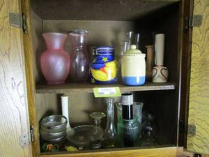 lot 256 image: KITCHEN CABINET VASES , GLASSWARE, JARS WITH LIDS.