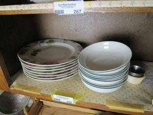 lot 268 image: FRUIT THEMED PLATES, BOWLS WITH COLOR TRIM