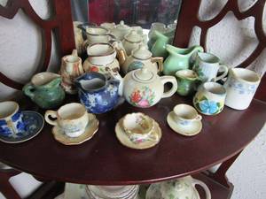 lot 94 image: VARIOUS TEA SET CHINA PIECES, MULTIPLE BRANDS