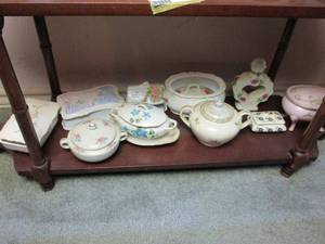 lot 101 image: VARIOUS UNIQUE CHINA PIECES