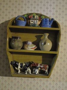 lot 144 image: WALL MOUNTED DISPLAY SHELF, CONTENTS INCL.