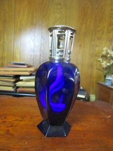lot 185 image: BEAUTIFUL COBALT OIL LAMP FROM FRANCE