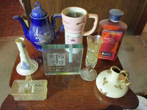 lot 196 image: ROYAL GRAFTON FINE BONE CHINA, LAMP OIL, BOHEMIA CRYSTAL VASE FROM CZECHOSLOVAKIA, MUG, GLASS TEA POT, MISC GLASS ITEMS.&nbsp