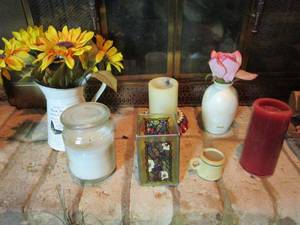 lot 203 image: MISC CANDLES AND CANDLE HOLDERS, FLORAL VASES