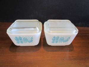 lot 298 image: VINTAGE PYREX BUTTER PRINT DISHES