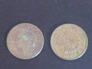 lot 19 image: Selection of 2 Indian Head pennies - 1902 and unknown year