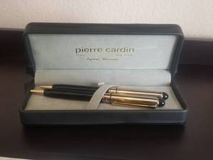 lot 17 image: Pierre Cardin - pen set in case