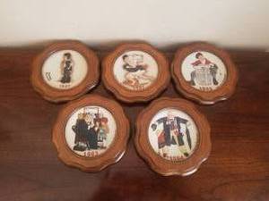 lot 24 image: Selection of 5 Norman Rockwell mini-plates in wood frames - Back to School, No Swimming, Love Letter, Doctor & the Doll, and Big Moment