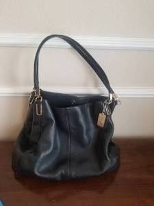 lot 5 image: Very nice Black Coach handbag - appears hardly used