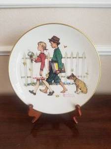 lot 60 image: Norman Rockwell plate with stand - 1972 - Fall-A Scholarly Place - Gorham fine china