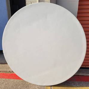 lot 46 image: LIFETIME ROUND 60 INCH WHITE FOLDING TABLE.