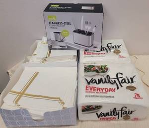 lot 85 image: STAINLESS STEEL CUTLERY BUCKET IN BOX PLUS ASSORTED NAPKINS.