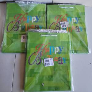 lot 119 image: 3 PACKS OF LARGE SIZE BIRTHDAY GIFT BAGS AS SHOWN. 6-BAGS PER PACK.
