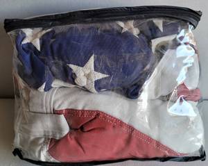 lot 126 image: AMERICAN FLAG AS SHOWN.