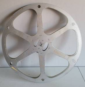 lot 134 image: VINTAGE LARGE SIZE ALUMINUM MOVIE REEL AS SHOWN.