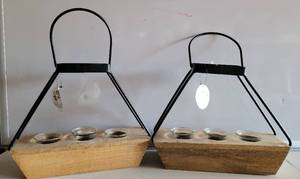 lot 141 image: LOT OF 2 NEW WITH TAGS 3-TEALIGHT CANDLE HOLDERS  CENTERPIECES AS SHOWN. (SOLD 2 X THE MONEY)