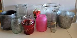 lot 173 image: LOT OF ASSORTED VASES AND PLANTERS AS SHOWN.
