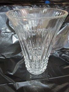 lot 12 image: CYSTAL VASE