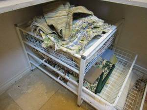 lot 43 image: LINEN PANTRY STORAGE WDRAWERS, CONTENTS INCLUDED