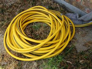 lot 61 image: YELLOW GARDEN HOSE