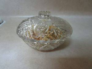 lot 59 image: CRYSTAL CANDY DISH WLID. CONTENTS NOT INCLUDED.&nbsp
