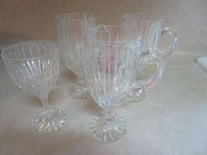 lot 135 image: CRYSTAL DRINKWARE