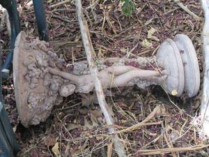 lot 76 image: GARDEN STATUE