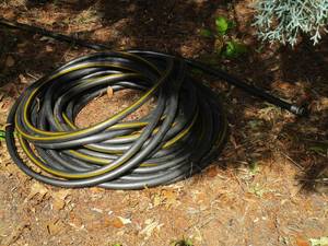 lot 88 image: BLACK GARDEN HOSE