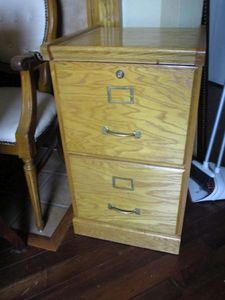lot 104 image: WOOD 2 DRAWER FILE CABINET